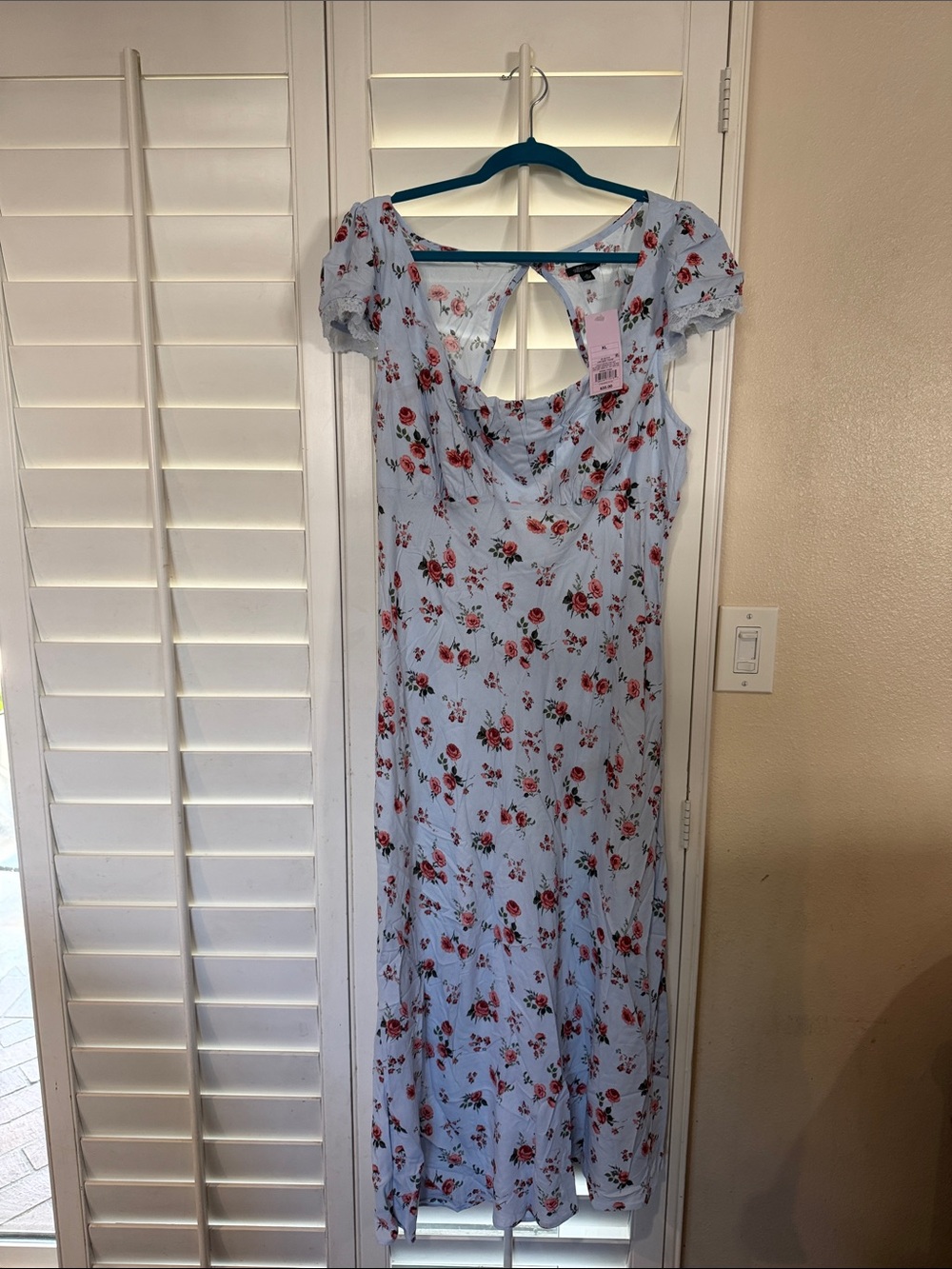 Light Blue Floral Maxi Dress with Puff Sleeves